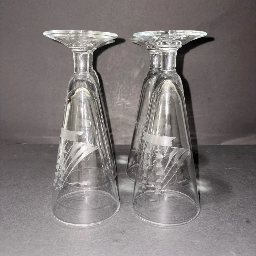 VTG Javit Clipper Ship Pilsner Glasses 7.5